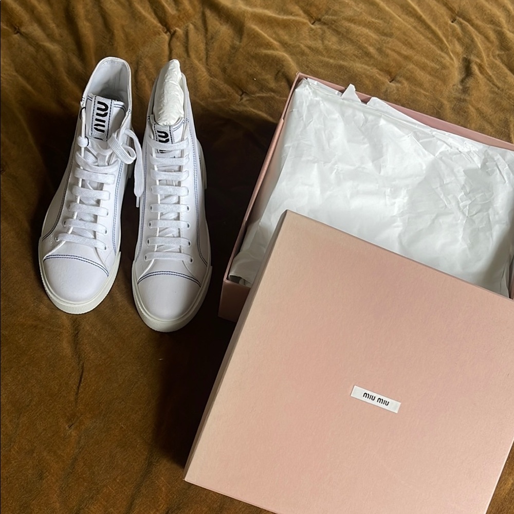 Miu Miu Canvas White Sneakers Clean Design IT 39,5